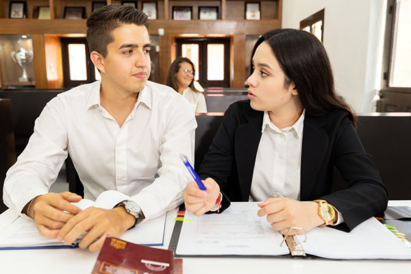Licenciatura ejecutiva en derecho